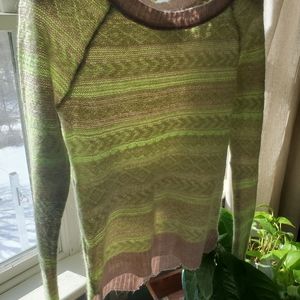 American Eagle sweater